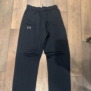 Under Armour sweatpants | Medium | Black